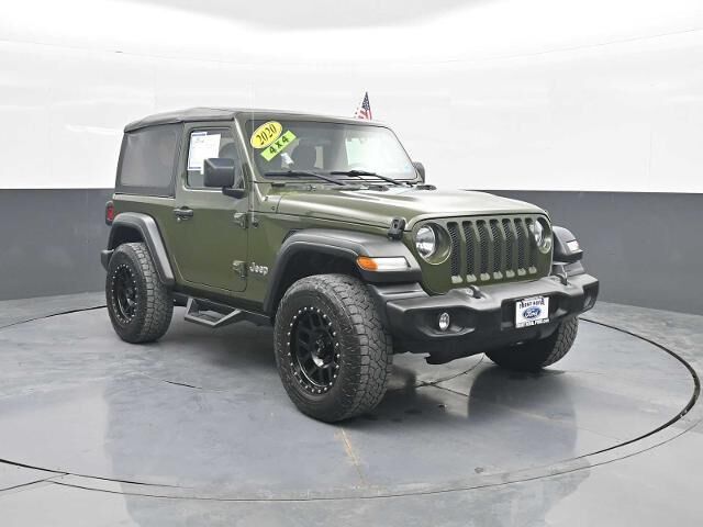 2020 Jeep Wrangler Sport — photo 1 of 13