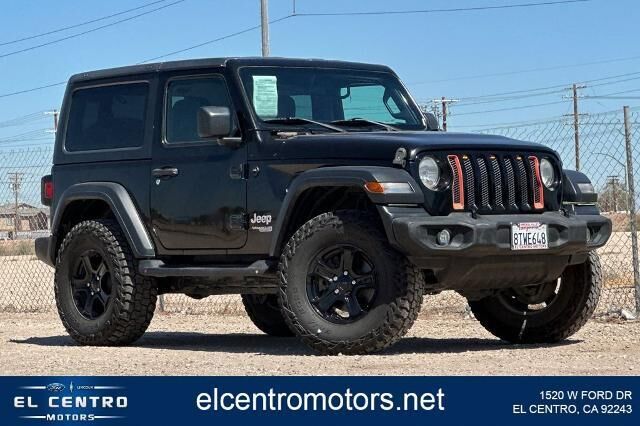 2019 Jeep Wrangler Sport — photo 1 of 11