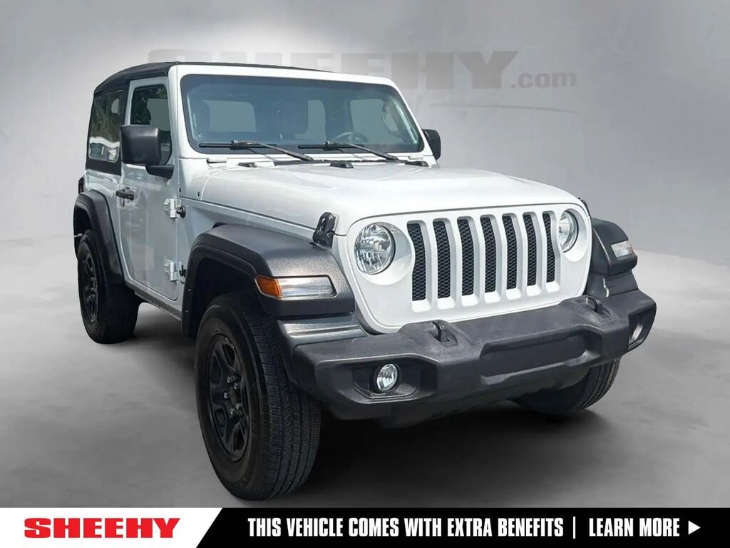 2022 Jeep Wrangler Sport — photo 1 of 10