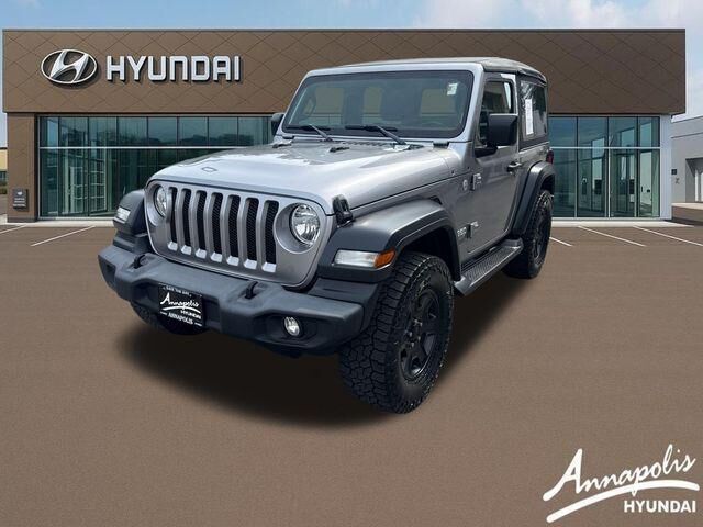 2019 Jeep Wrangler Sport — photo 1 of 13