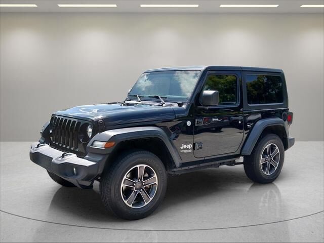 2020 Jeep Wrangler Sport — photo 1 of 26