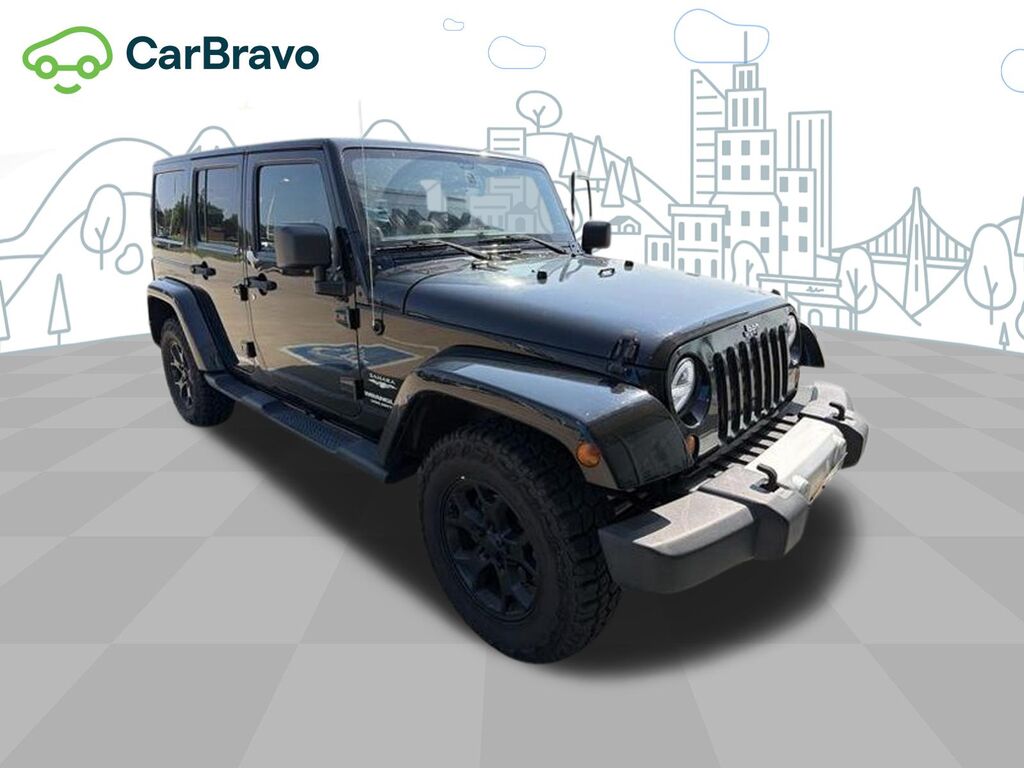 2013 Jeep Wrangler Unlimited Sahara — photo 1 of 7