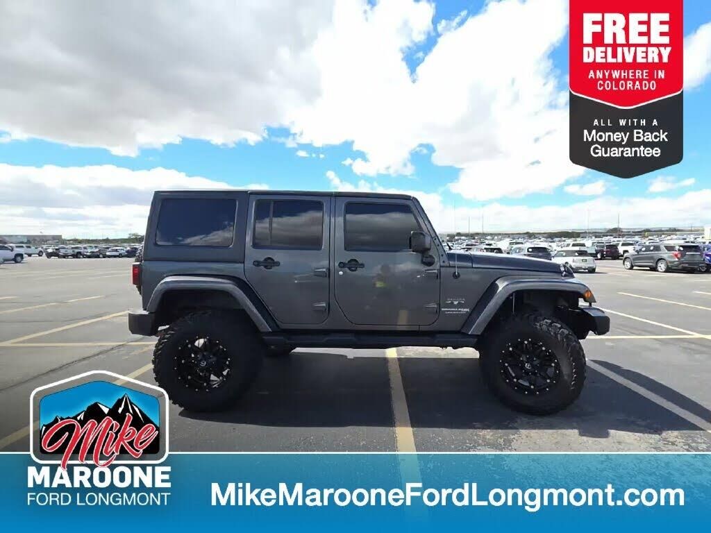 2018 Jeep Wrangler JK Unlimited Sahara — photo 1 of 1