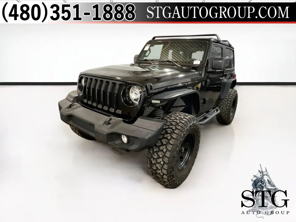 2023 Jeep Wrangler Sport — photo 1 of 13