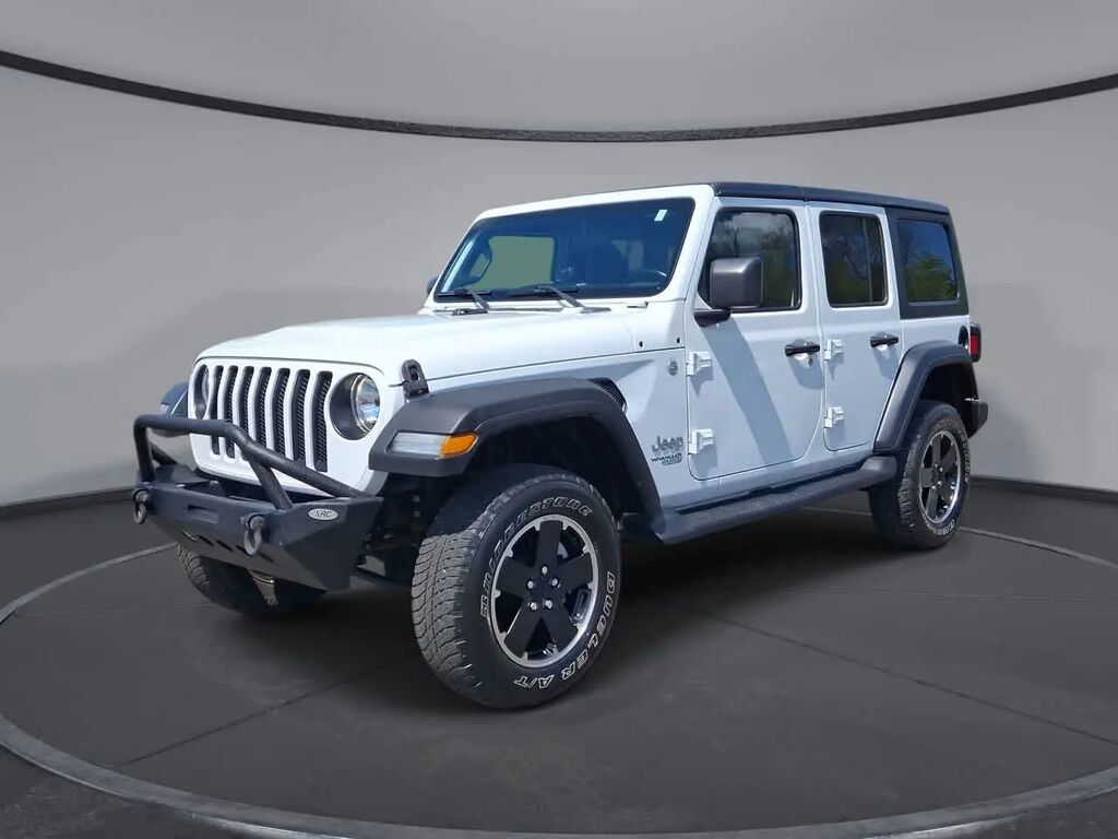 2018 Jeep Wrangler Unlimited Sport — photo 1 of 33