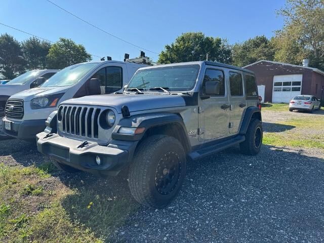 2018 Jeep Wrangler Unlimited Sport — photo 1 of 26