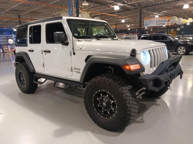 2019 Jeep Wrangler Unlimited Sport — photo 1 of 13