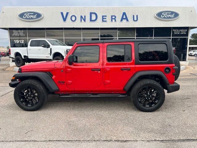 2022 Jeep Wrangler Unlimited Sport