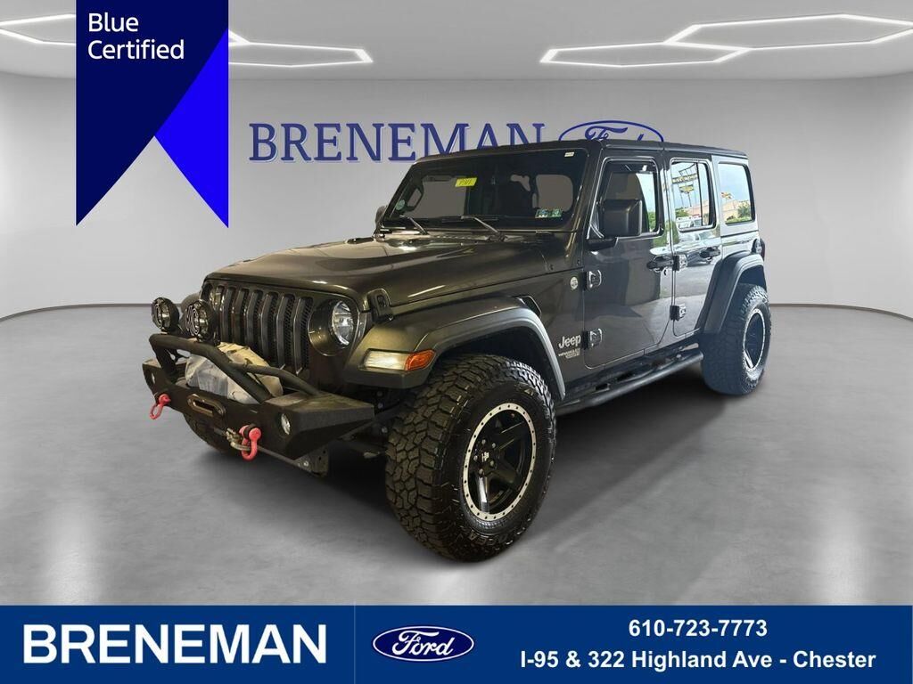 2019 Jeep Wrangler Unlimited Sport — photo 1 of 2