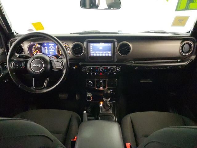 2021 Jeep Wrangler Unlimited Sport — photo 1 of 39