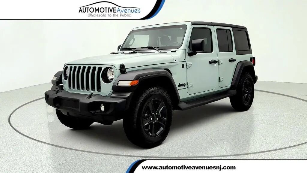 2023 Jeep Wrangler Sport — photo 1 of 26
