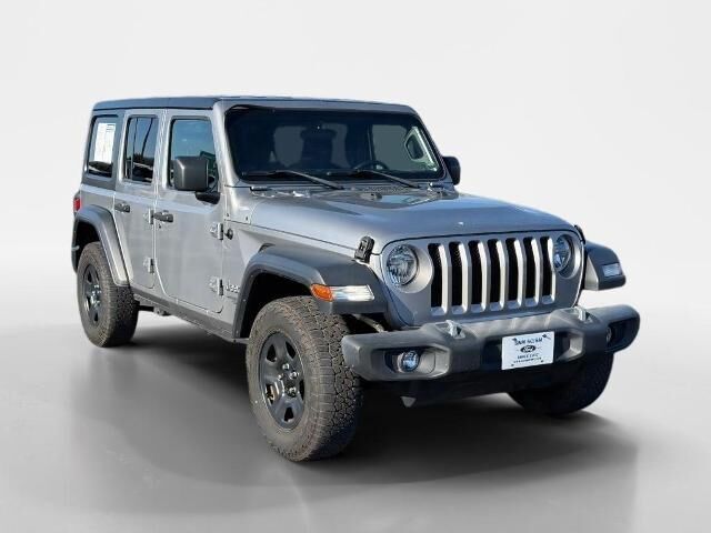 2018 Jeep Wrangler Unlimited Sport — photo 1 of 13