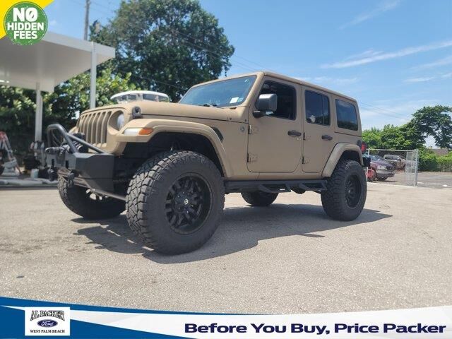 2018 Jeep Wrangler Unlimited Sport — photo 1 of 26