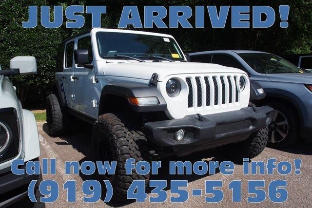 2019 Jeep Wrangler Unlimited Sport — photo 1 of 36