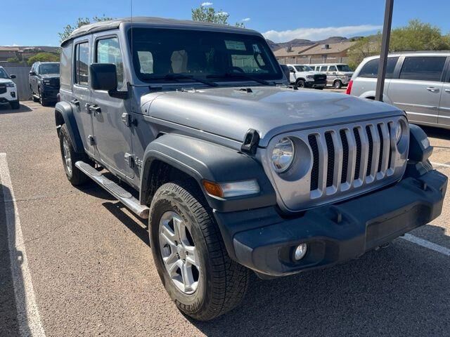 2018 Jeep Wrangler Unlimited Sport — photo 1 of 18