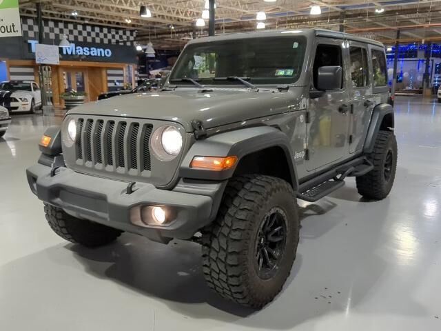 2019 Jeep Wrangler Unlimited Sport — photo 1 of 13