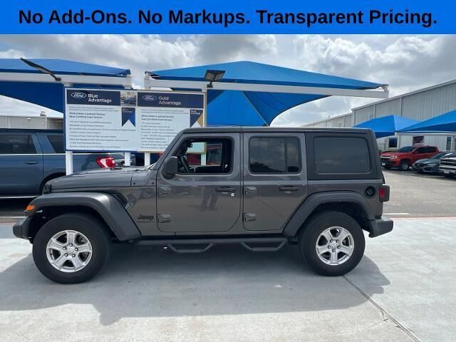 2023 Jeep Wrangler Sport — photo 1 of 26