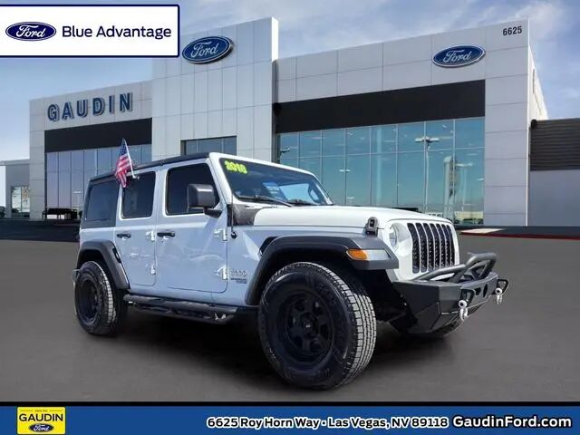 2018 Jeep Wrangler Unlimited Sport — photo 1 of 24