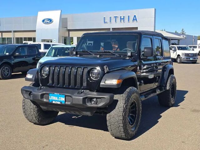 2018 Jeep Wrangler Unlimited Sport — photo 1 of 13