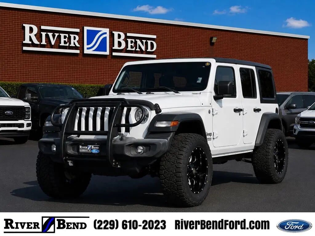 2019 Jeep Wrangler Unlimited Sport — photo 1 of 21