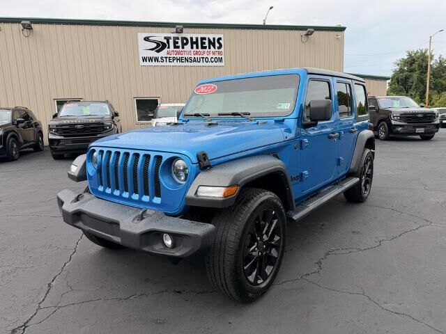 2022 Jeep Wrangler Unlimited Sport — photo 1 of 13
