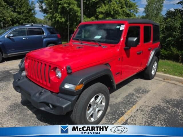 2022 Jeep Wrangler Unlimited Sport — photo 1 of 8