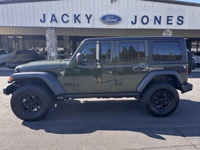 2020 Jeep Wrangler Unlimited Sport — photo 1 of 13