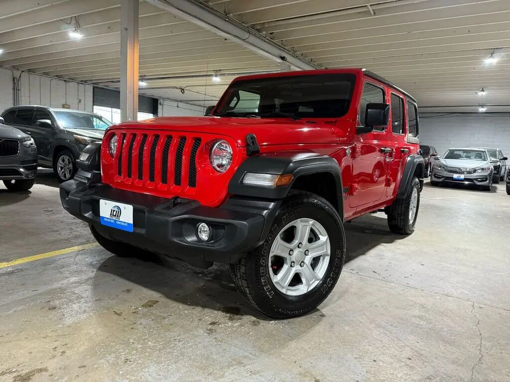 2021 Jeep Wrangler Unlimited Sport — photo 1 of 13