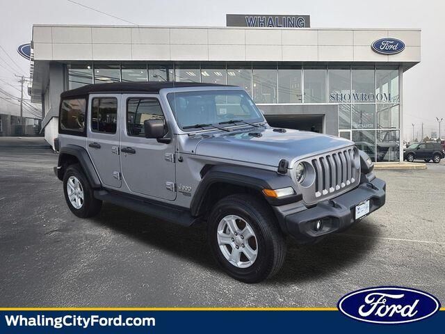 2021 Jeep Wrangler Unlimited Sport — photo 1 of 13