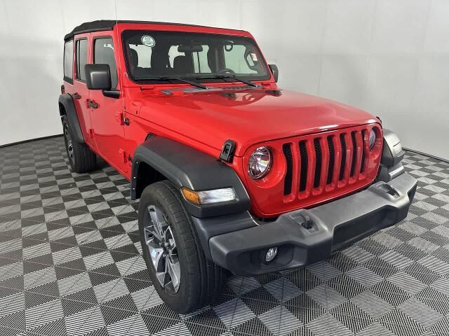 2022 Jeep Wrangler Unlimited Sport — photo 1 of 13