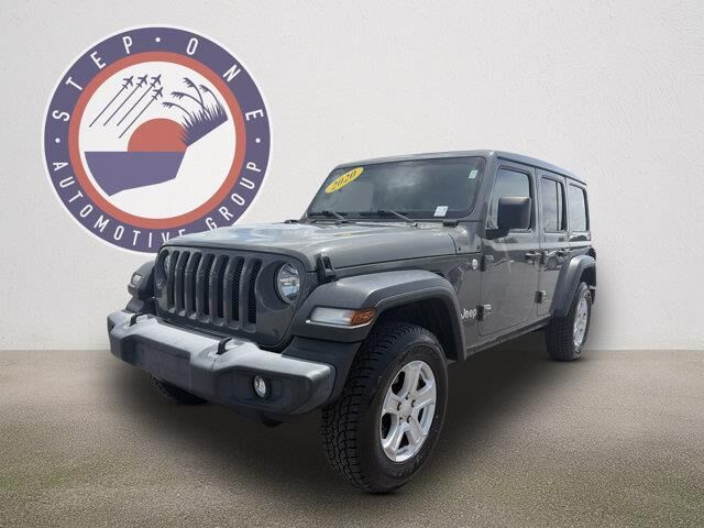 2020 Jeep Wrangler Unlimited Sport — photo 1 of 25