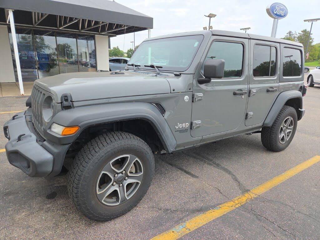2021 Jeep Wrangler Unlimited Sport — photo 1 of 1