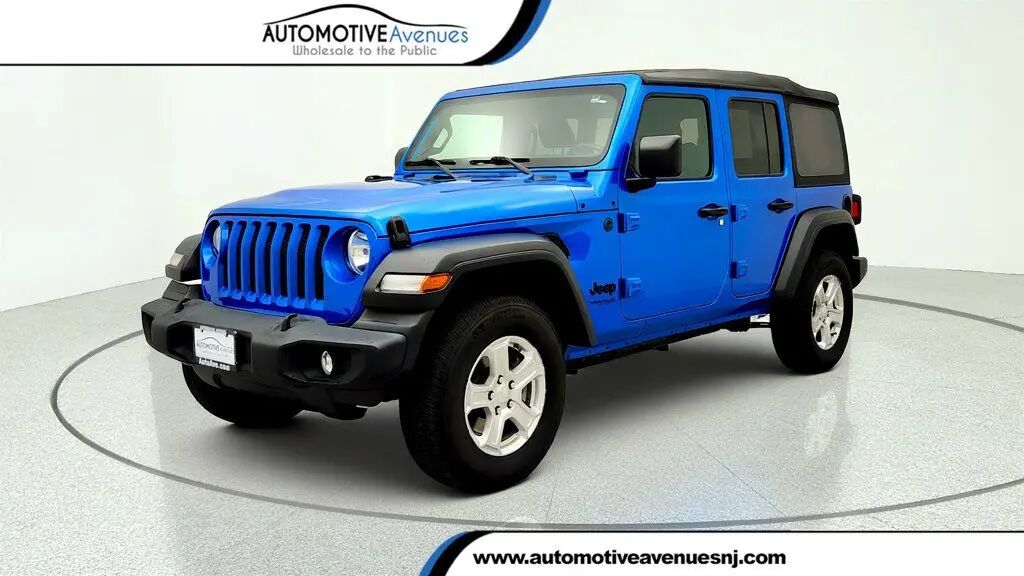 2022 Jeep Wrangler Unlimited Sport — photo 1 of 26