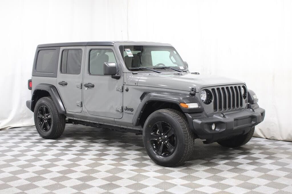 2022 Jeep Wrangler Unlimited Sport — photo 1 of 14