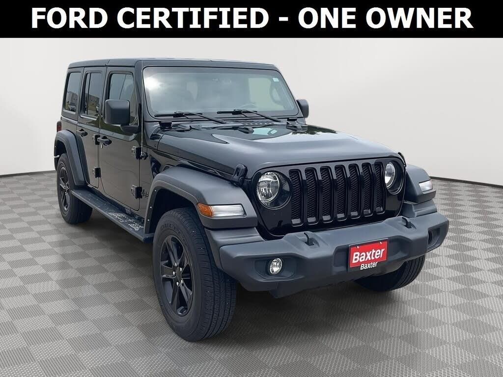 2022 Jeep Wrangler Unlimited Sport — photo 1 of 3