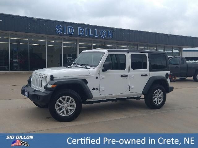 2023 Jeep Wrangler Sport — photo 1 of 13