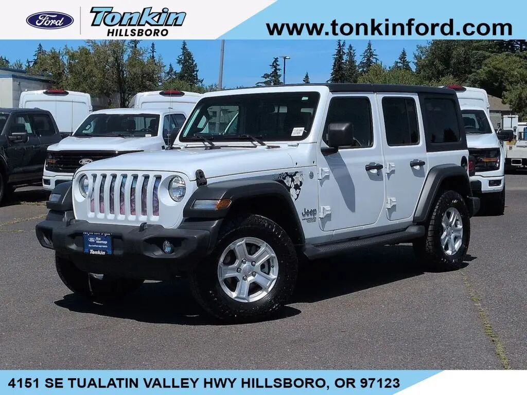 2020 Jeep Wrangler Unlimited Sport — photo 1 of 26