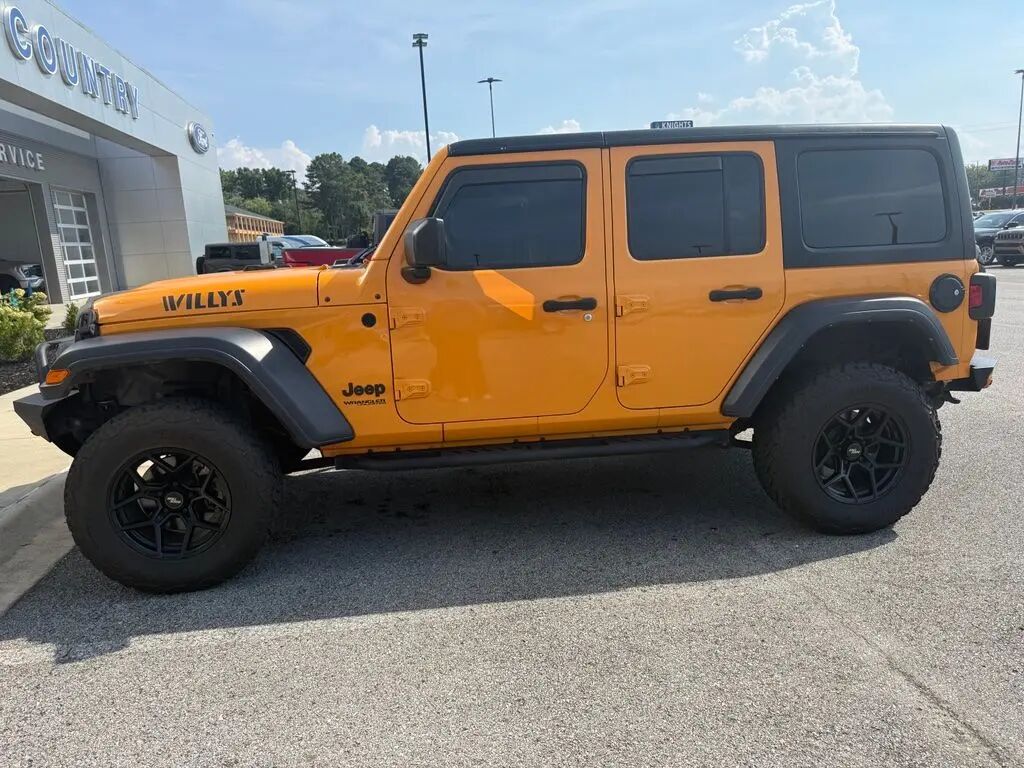 2021 Jeep Wrangler Unlimited Sport — photo 1 of 13