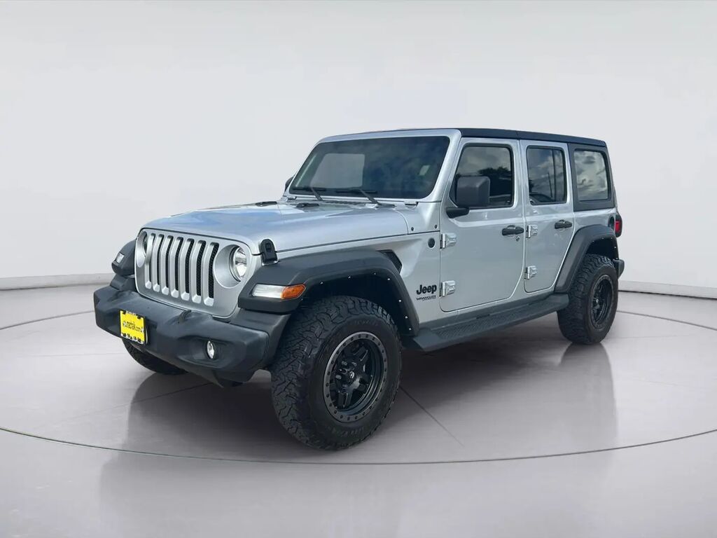 2022 Jeep Wrangler Unlimited Sport — photo 1 of 13