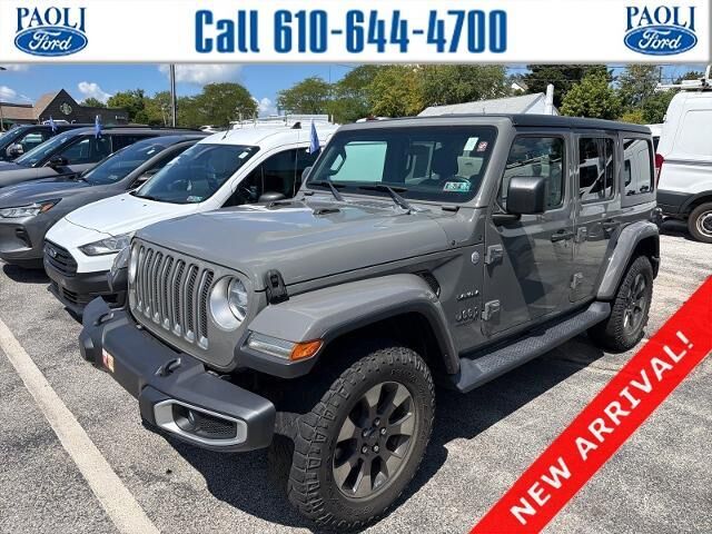 2018 Jeep Wrangler Unlimited Sahara — photo 1 of 20