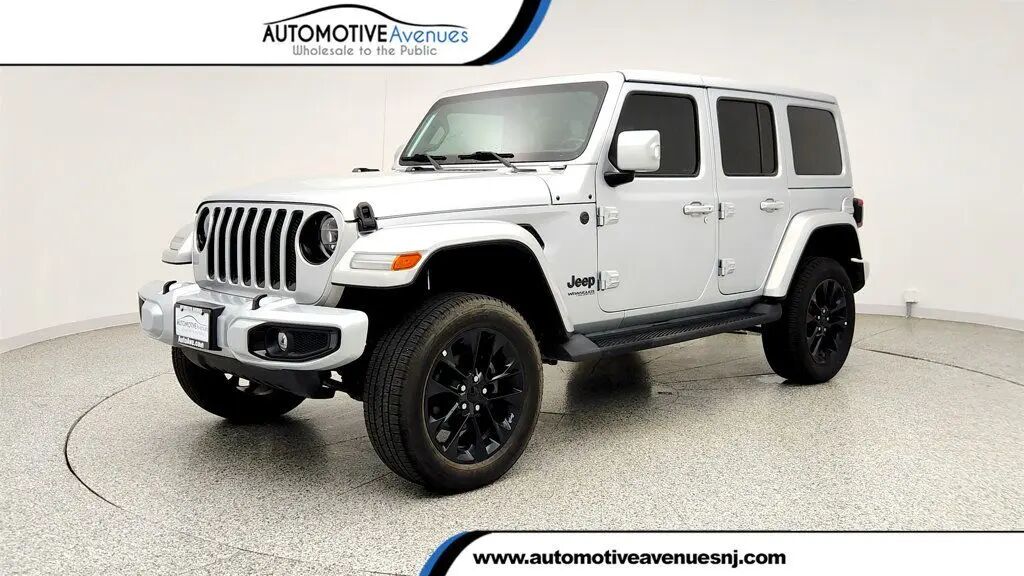 2022 Jeep Wrangler Unlimited Sahara — photo 1 of 13