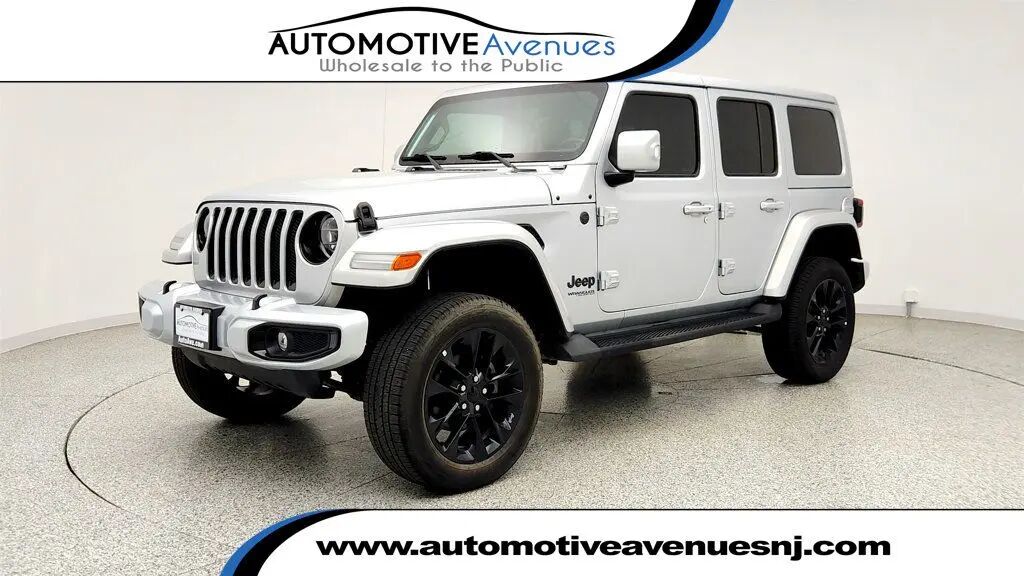 2022 Jeep Wrangler Unlimited Sahara — photo 1 of 13