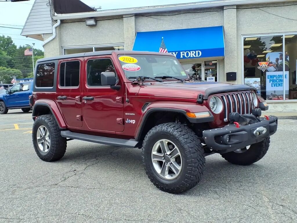 2021 Jeep Wrangler Unlimited Sahara — photo 1 of 13