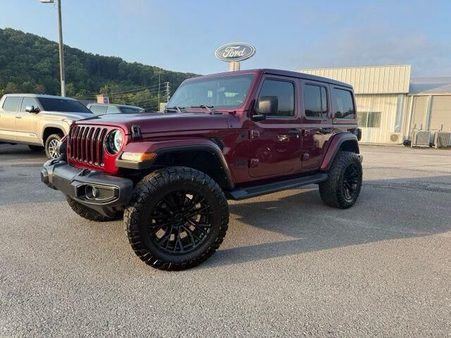 2021 Jeep Wrangler Unlimited Sahara — photo 1 of 26