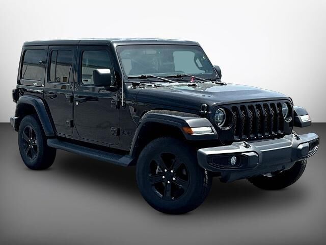 2022 Jeep Wrangler Unlimited Sahara — photo 1 of 13