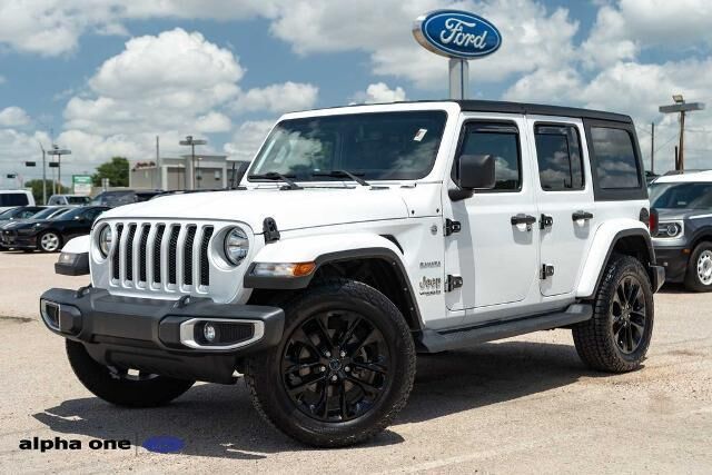 2022 Jeep Wrangler Unlimited Sahara — photo 1 of 13