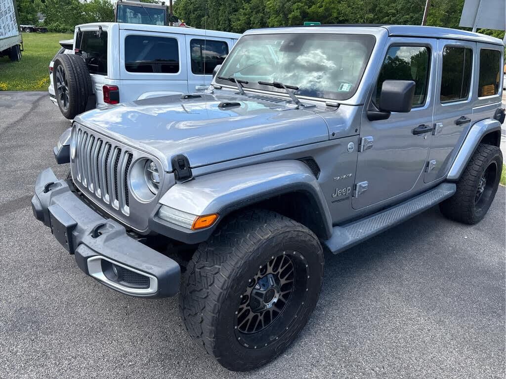 2019 Jeep Wrangler Unlimited Sahara — photo 1 of 1
