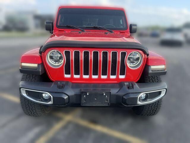 2018 Jeep Wrangler Unlimited Sahara — photo 1 of 9