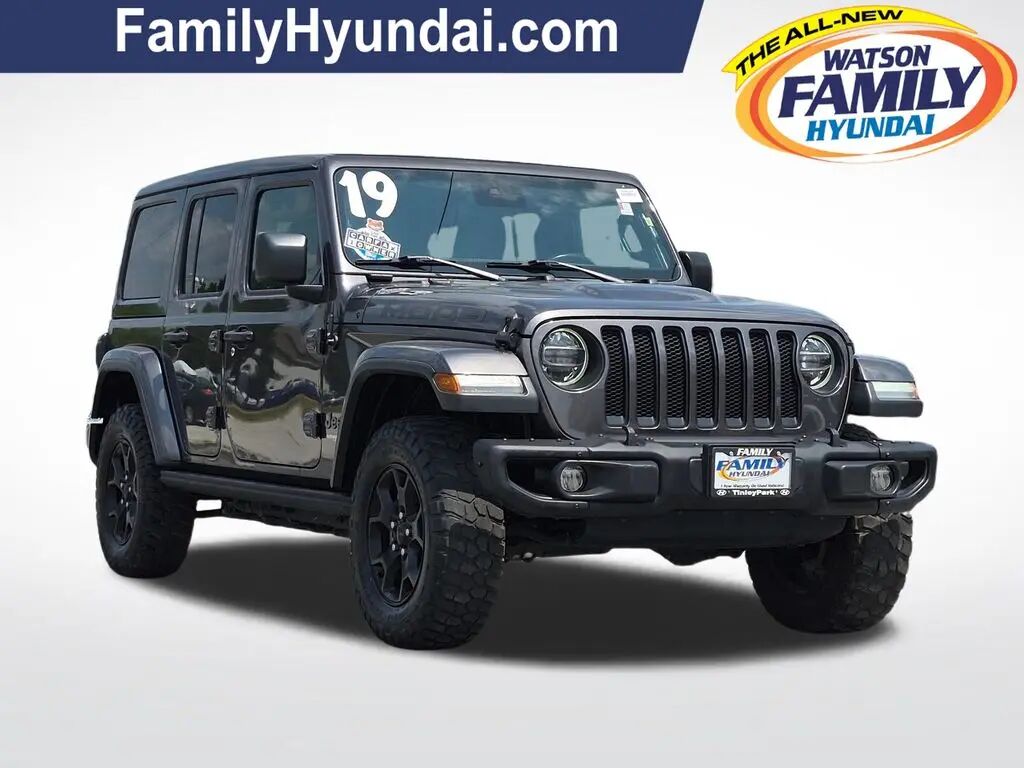 2019 Jeep Wrangler Unlimited Sahara Altitude — photo 1 of 37