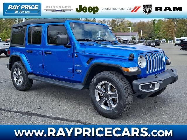 2022 Jeep Wrangler Unlimited Sahara — photo 1 of 13